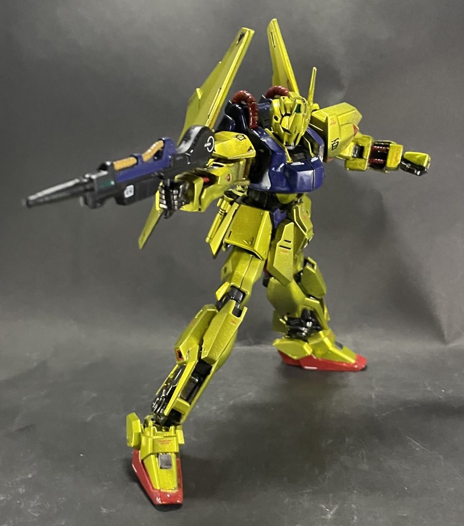 プラ板を貼って、若干のディテールアップもしています♪