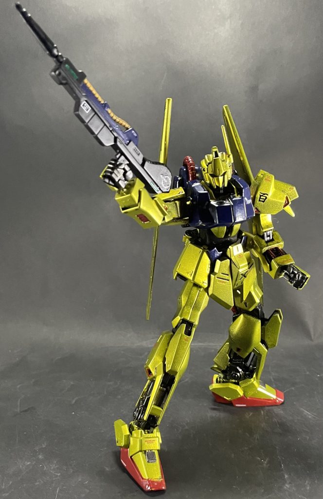 エアブラシと筆塗りを併用することで、パーツの分解は最低限で仕上げれました！