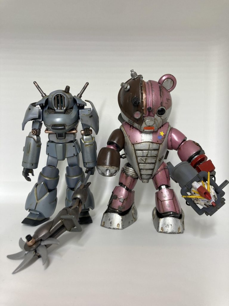 ズゴックジムとベアッガイ