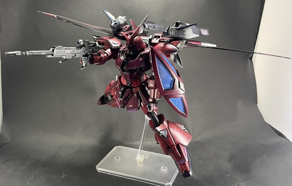 シール補填の部分は全て筆塗り部分塗装をしました!バックパックは、塗り分け箇所多めでした😨