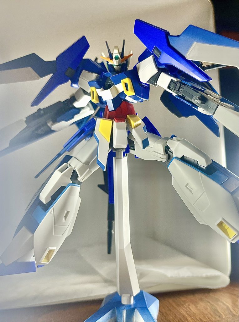 AGE 2をベースにしてそこにA-Zガンダムのパーツをミキシングしました!