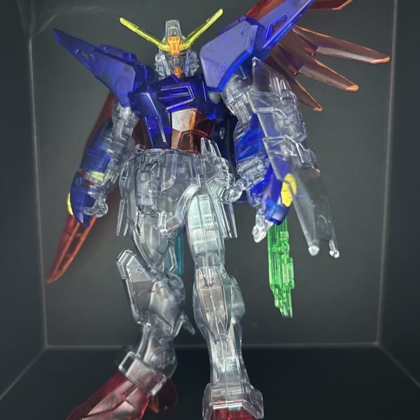 デスティニーガンダム