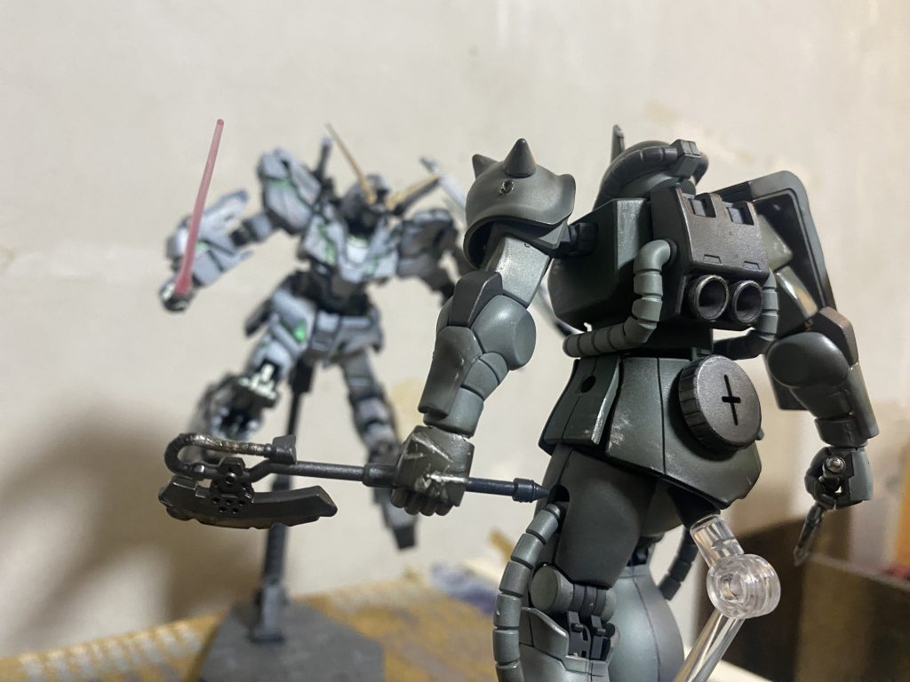 後ろ姿も渋いです。