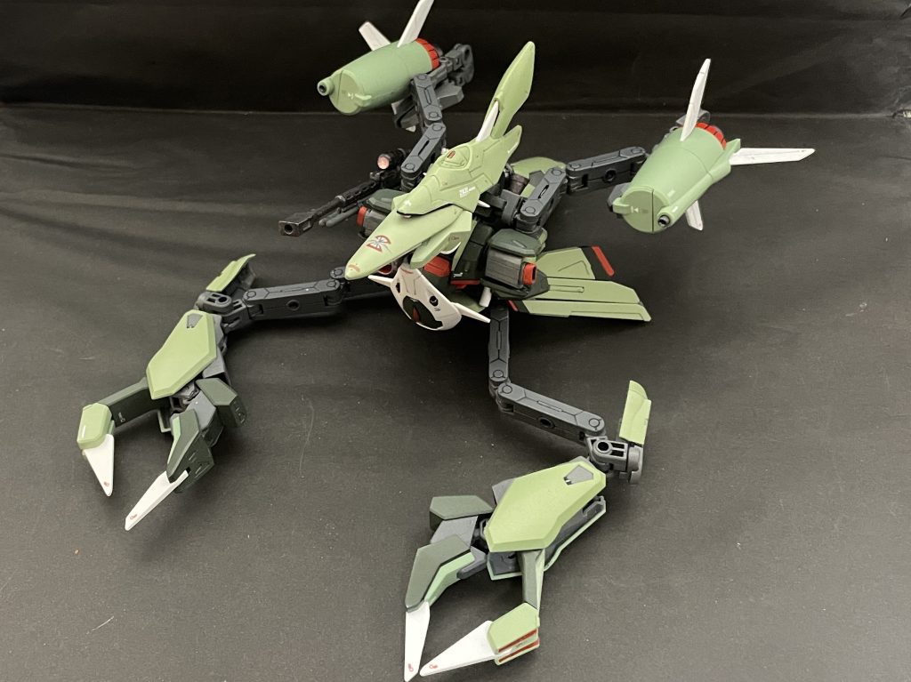 アームを横にしてビグロモードただ可動範囲が狭いからイマイチ