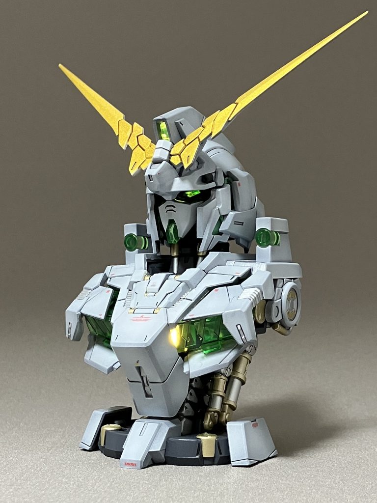 メカニカルバスト ユニコーンガンダム デストロイモード–2枚目/制作者：monmo