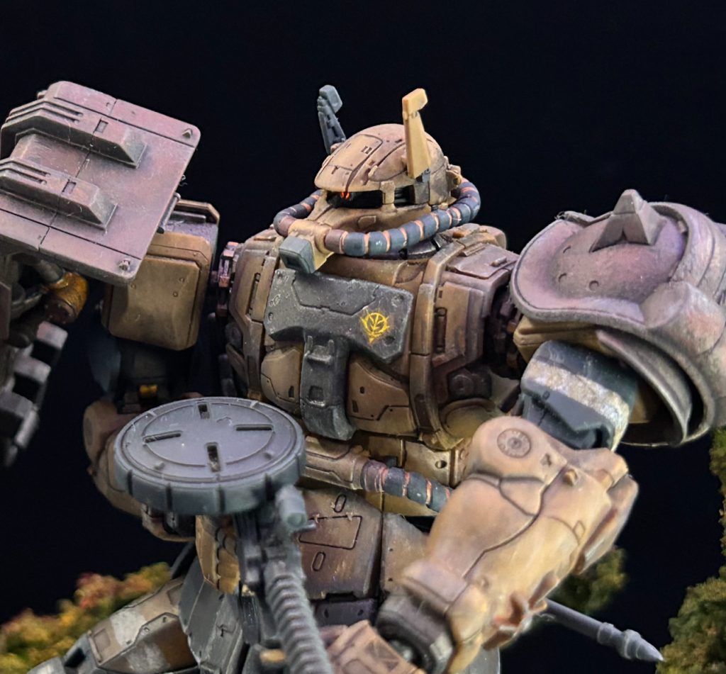 模コンでは使われなかった3枚目のUP写真。マシンガンも成形色にウェザリングのみです👍