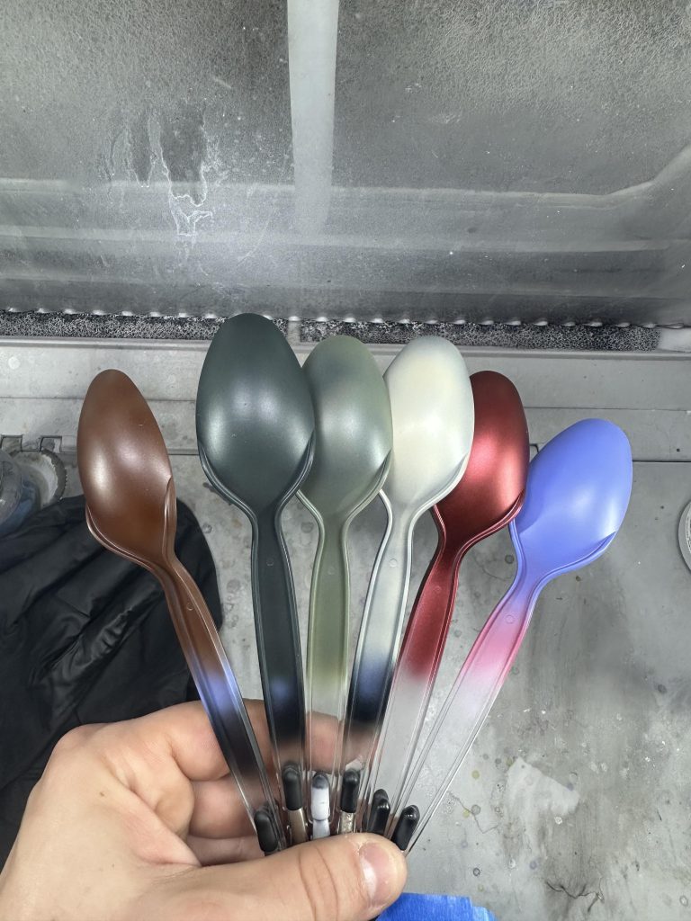 Color Palette:Zimmerit Brown: Gloss black > AOK Warm Gray 02 > Gaia Clear Brown > Gaia EX FlatCharcoal / Dark Green: Gloss Black > AOK Blue 02 > Mr. Color 018 RLM70Black GreenLight green: gloss black > AOK Warm Gray 02Light tan: Gloss Black > AOK Blue 02 > Mr. Color 045 Sail Color Red: Gloss Black > Gaia Star Bright Iron > Gaia Pearl Premium Red > Gaia EX Semi GlossLight blue: AOK Red 08 > AOK Blue 02