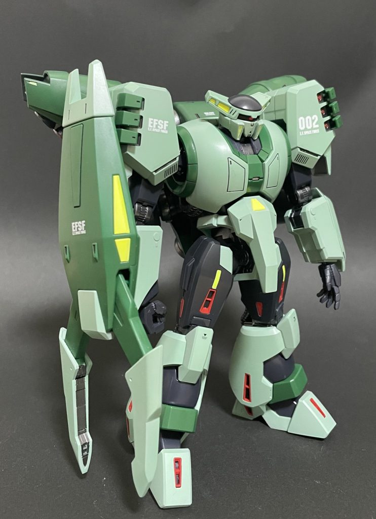 最初は「変なデザインだなぁ」と思っていましたが、手を入れていくと味があるデザインに惹き込まれて行きました