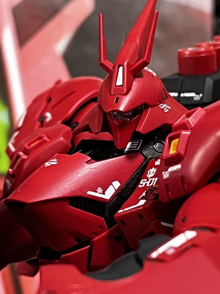 顔と胸部のデザインが最高です。