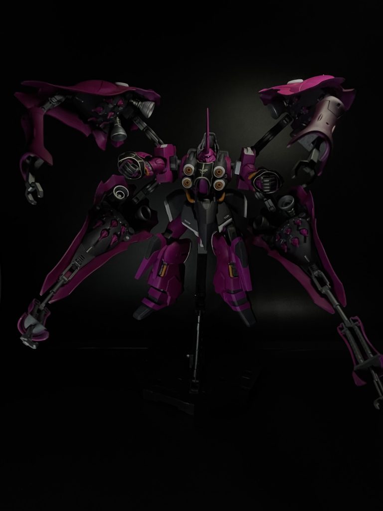 サブアーム展開サイズがデカいのもあってかなりの威圧感