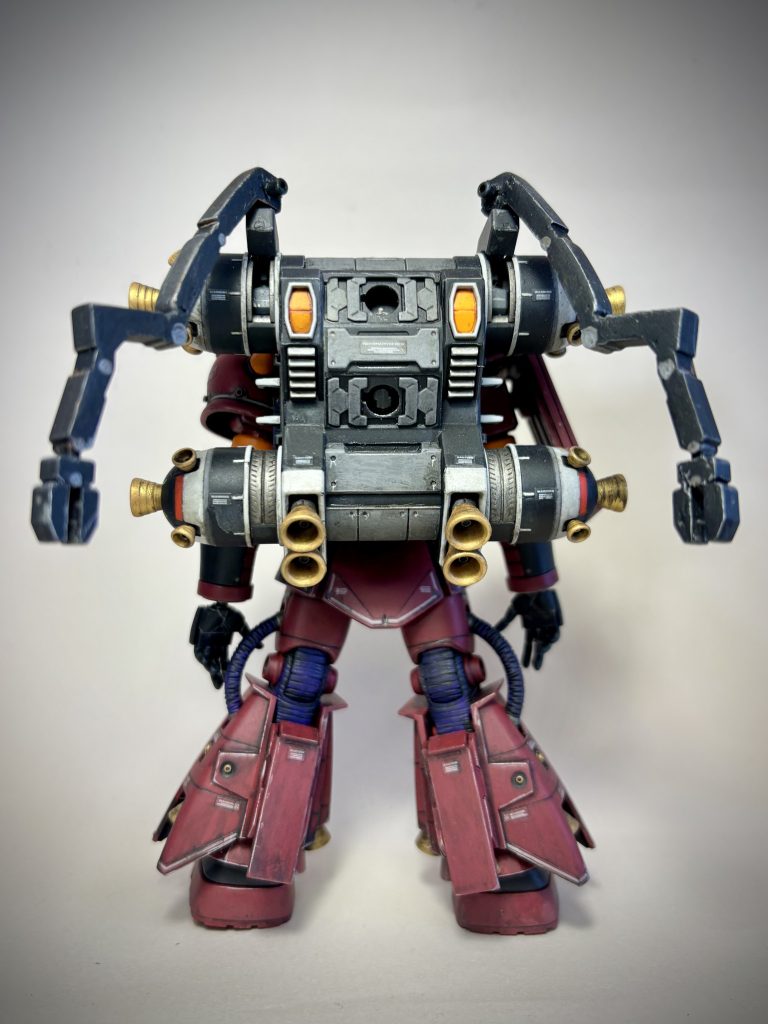 ランドセルは、赤・橙・白・銀・グレー・黒を使って自分好みに色分けしています。