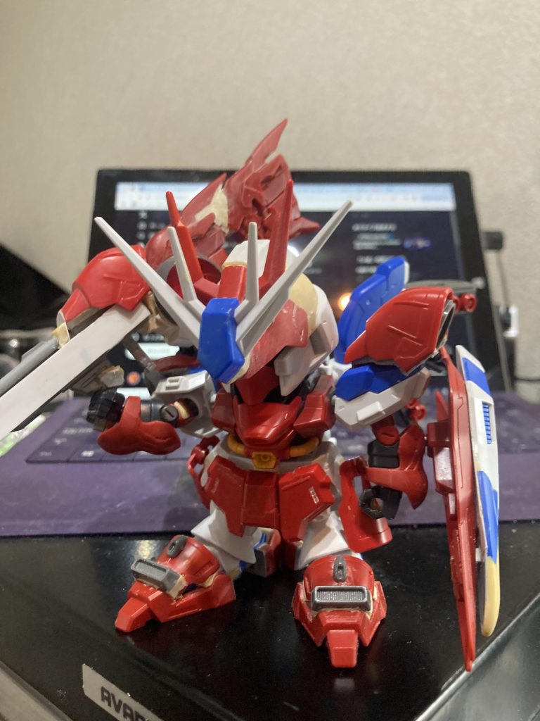 色々試行錯誤して好きなデザインに辿り着けた感じでした。