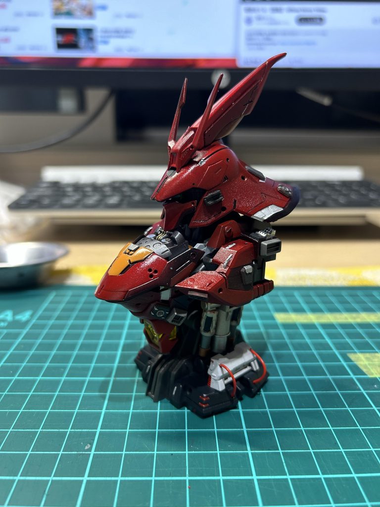 やすりかけたり、トップコート拭いたり色々試行錯誤しましたが結局リカバリーできませんでした。。