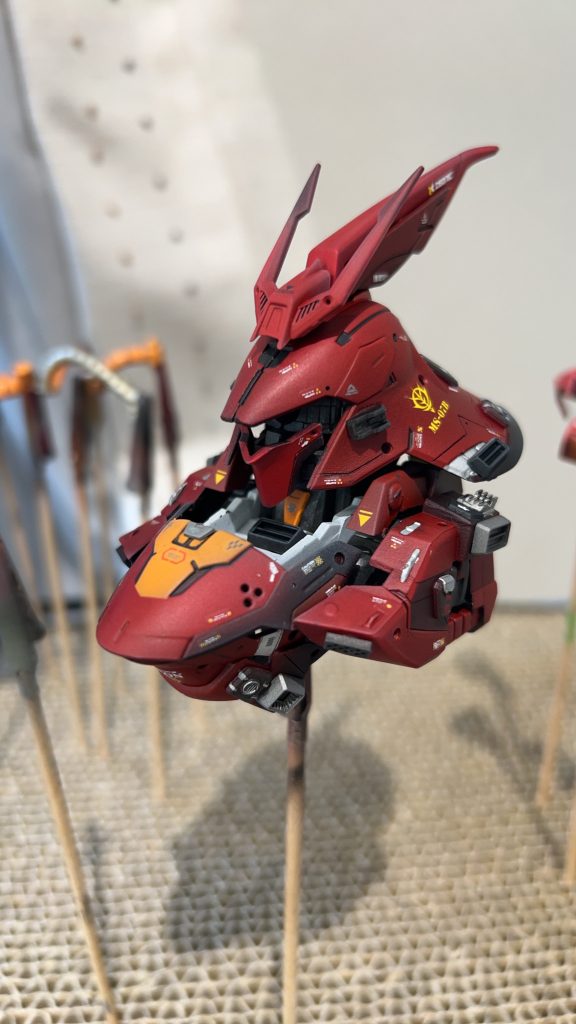 と、いうことで全部やり直しました。キャンディ塗装諦めて、マッドレッドで塗り直し。すごく遠回りしちゃいましたが、結果的にはよかったです