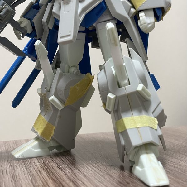 フルアーマーZZガンダム 改修頭部アンテナを形状変更膝の棒を10mm延長しました（3枚目）