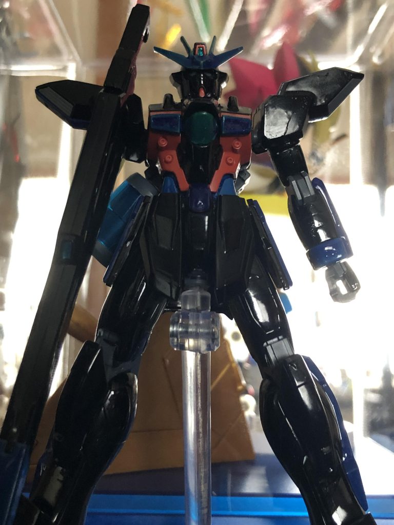 デルフィングみたいにどんどん姿が変わってくと思うとロマンがあるかも知らないけどただ壊れていってるだけなんですよね。いつかちゃんとした形でまた作りたいな。だから再販お願いしますバンダイさん。