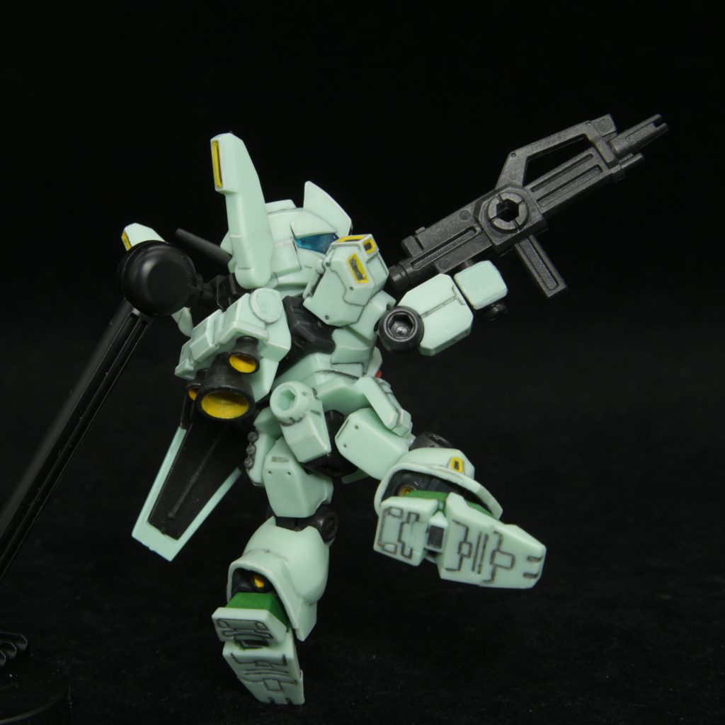 小さいのによく動きます。