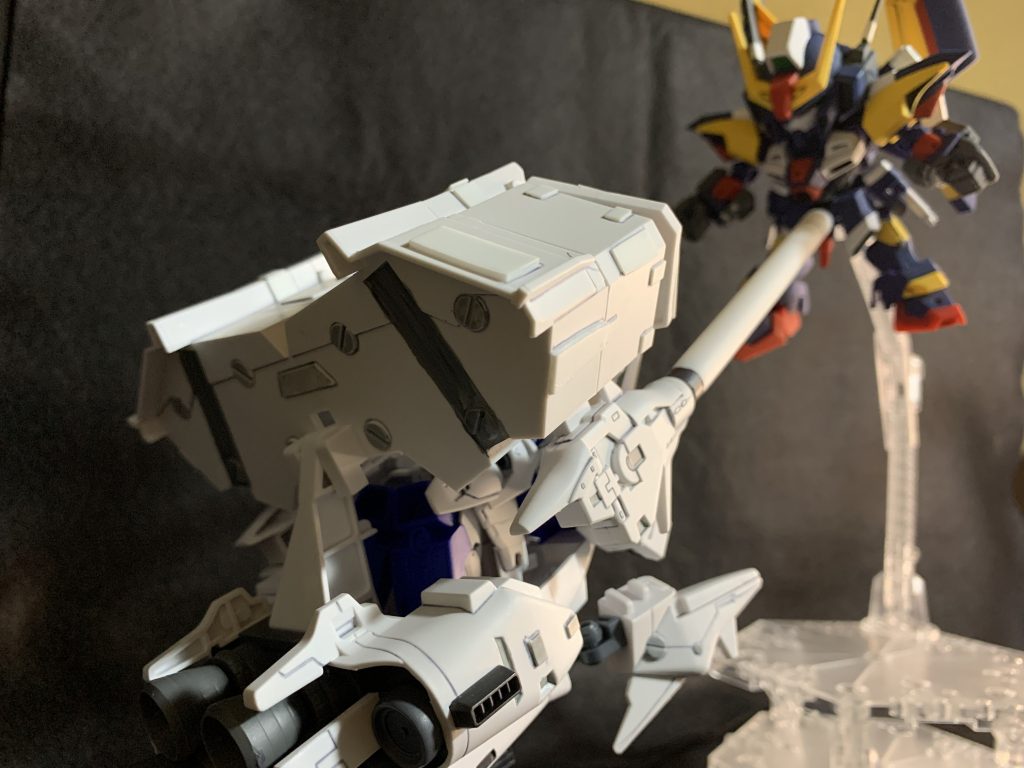 シーマ様、ガーベラテトラを所持してません・・・トルネードガンダムにやられ役になってもらいます。