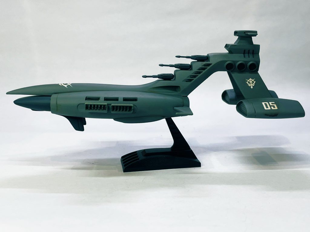 300円とは思えない綺麗なキット。手間はかかりますが丁寧に作るだけそれに応えてくれるのがプラモデルの魅力ですね。