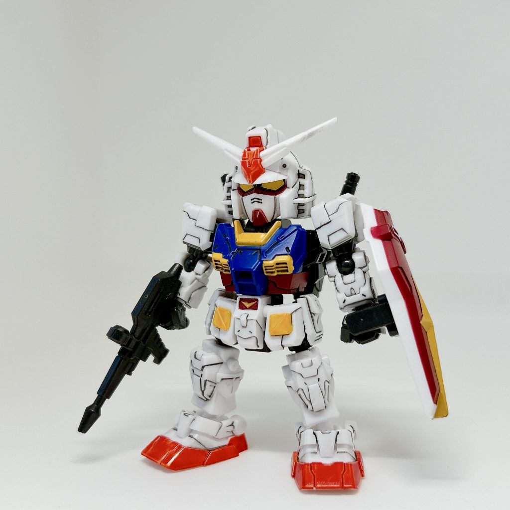 【最凶最悪の墨入れモンスター「MOBILITY JOINT GUNDAM」】最後までメンバー加入が悩まれたガンドル内でも有名な問題児。全身に墨が入っており、その姿はガンドルの中でも異質である…しかし、ずば抜けたフィジカルを有しており、ホワイトデビルズのバックダンサーとしてステージを盛り上げている。