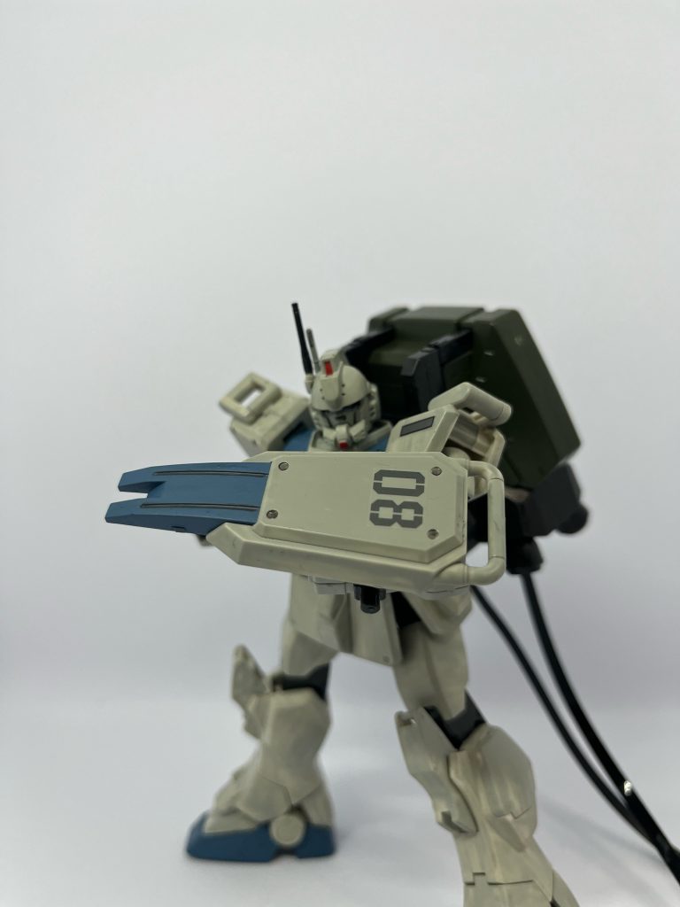 付属のパラシュートパックもよく似合います