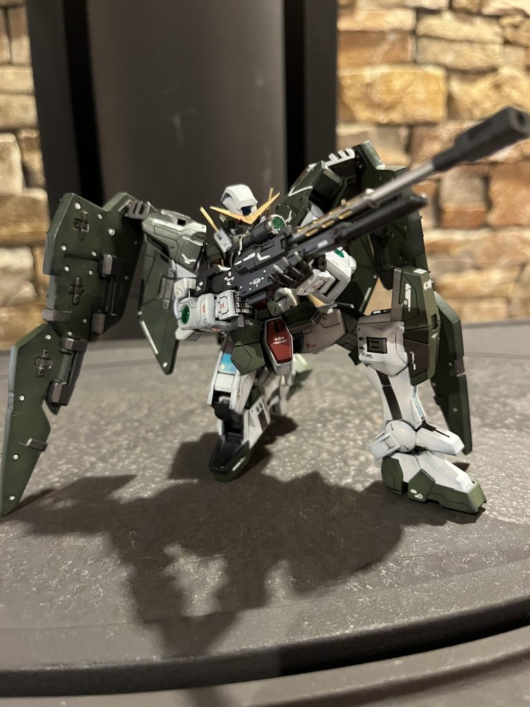 そして膝立ちをして狙い撃つぜ!やっぱりロックオンはこのセリフが1番好きです♪(๑ᴖ◡ᴖ๑)♪