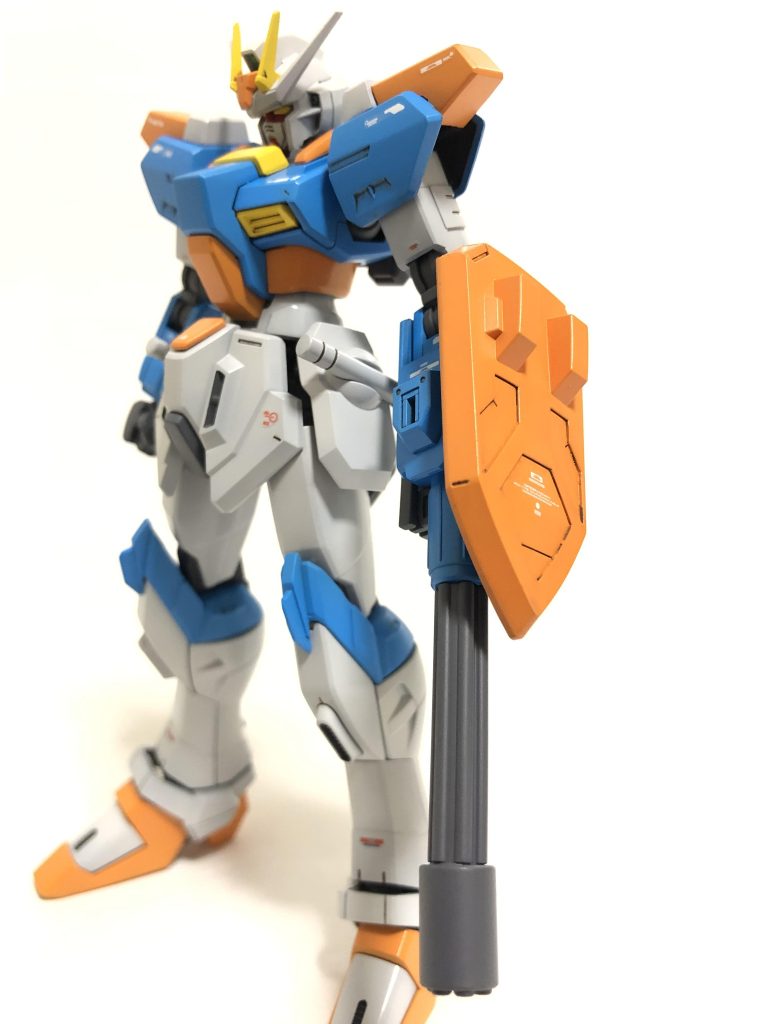 装備はもうまんまヘビーアームズですね…いつもどおり、その他HGキットを何種類か混ぜてます。とりあえず今回、アイディアが貧弱だったのでせめて丁寧に仕上げたつもりです。（自分なりにです）