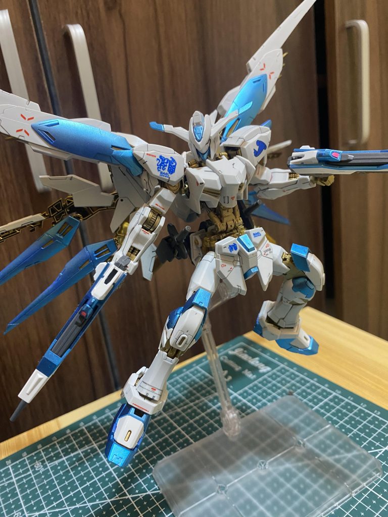 ガンダムバエル–2枚目/制作者：Matt09