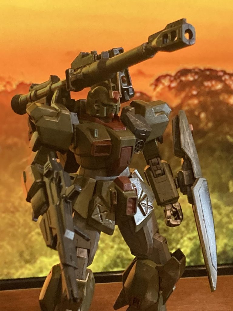 『この辺りにジオン残党の情報が入っていますが‥。』