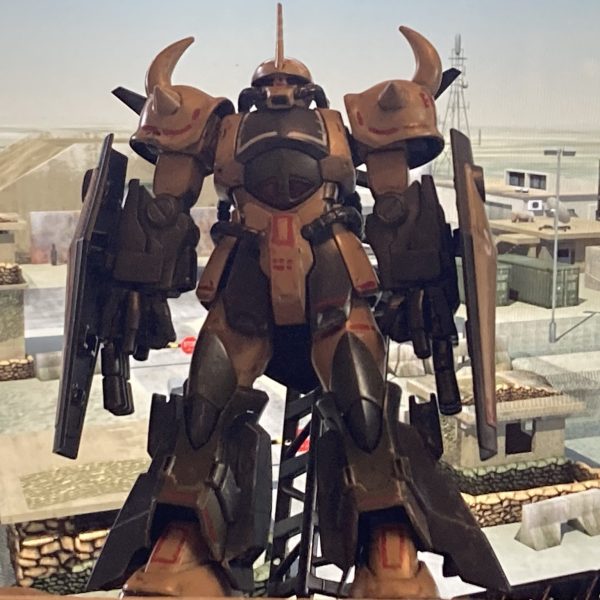 『砂漠の鷲』グフR35 ディザートカラー