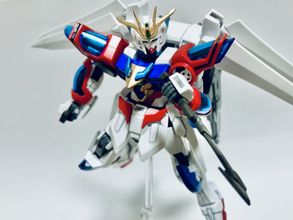 ヒートファルクスです。刃の放出する熱で相手を切り裂く武器になります。背部に2丁収納します。