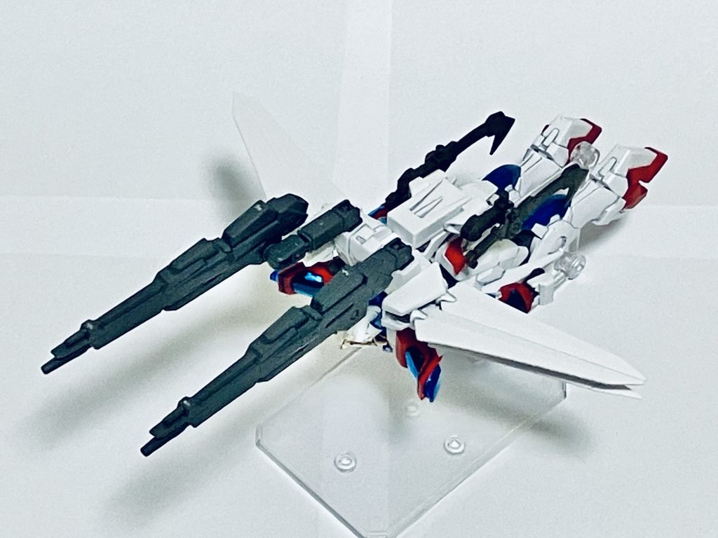 グリフウラヌスのバード形態です。空中を高速で飛ぶ形態になります。