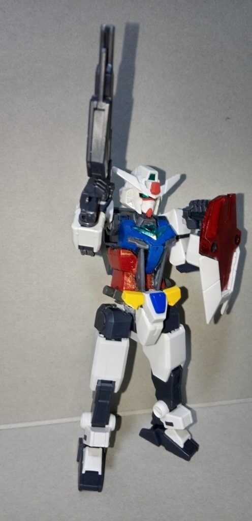 コアガンダムのボディーを少しいじりました。ストライクの腰横のパーツが付くようにしています。