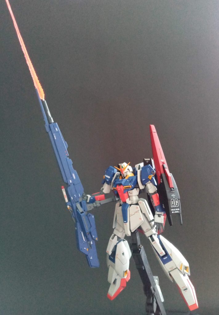 サブアームのおかげで、こんなポージングもできちゃいます！