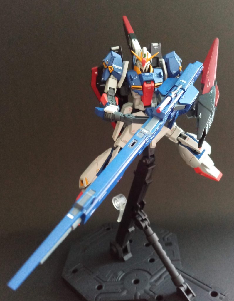 サブアームをフォアグリップにもできます！