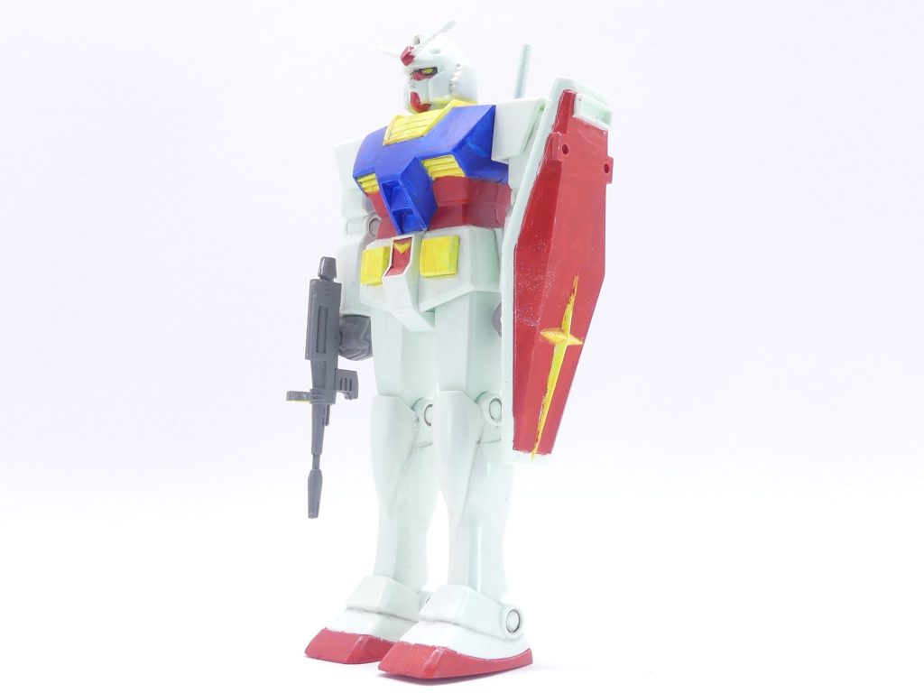 前から。塗装面はそこまでこだわっていません。リバイバルあるし。でもリバイバルだと目の隈取りがシェーディングモールドなのでこちらの方が好きです。