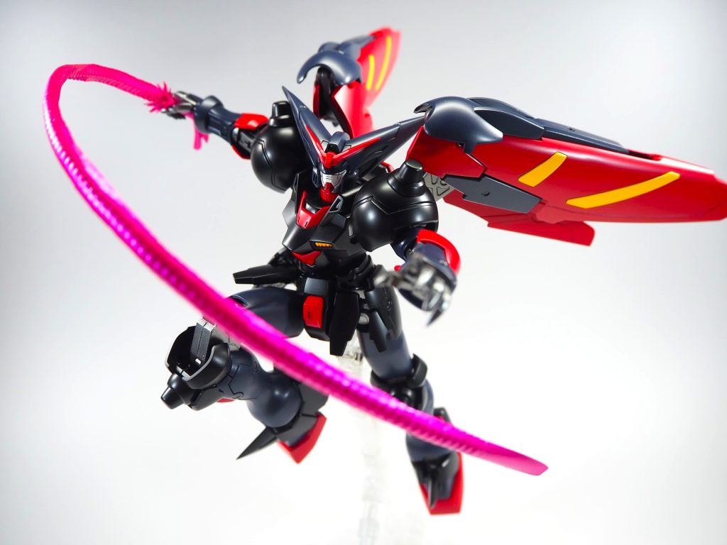 マスタークロスは2種製作ひとつは完全可動式の自作品本来のイメージの変幻自在の長布を再現