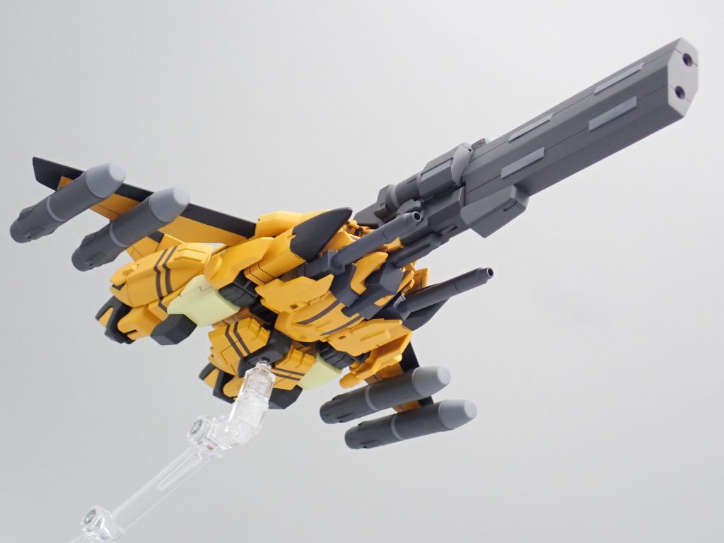 制作上の裏話バズーカが2連装なのは風の谷のガンシップがモチーフ。追加装備の名前は炎属性スピリットモンスターが由来。