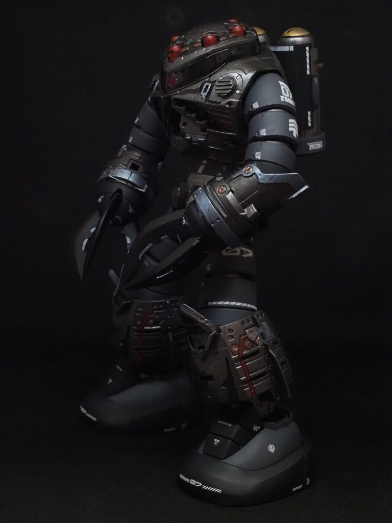 腕とか太ももとか靴の部分とかフレームないので、完成イメージしながらデカール処理まで····はたして、想像通り上手くいくのだろかと不安になりながらも、突き進む 