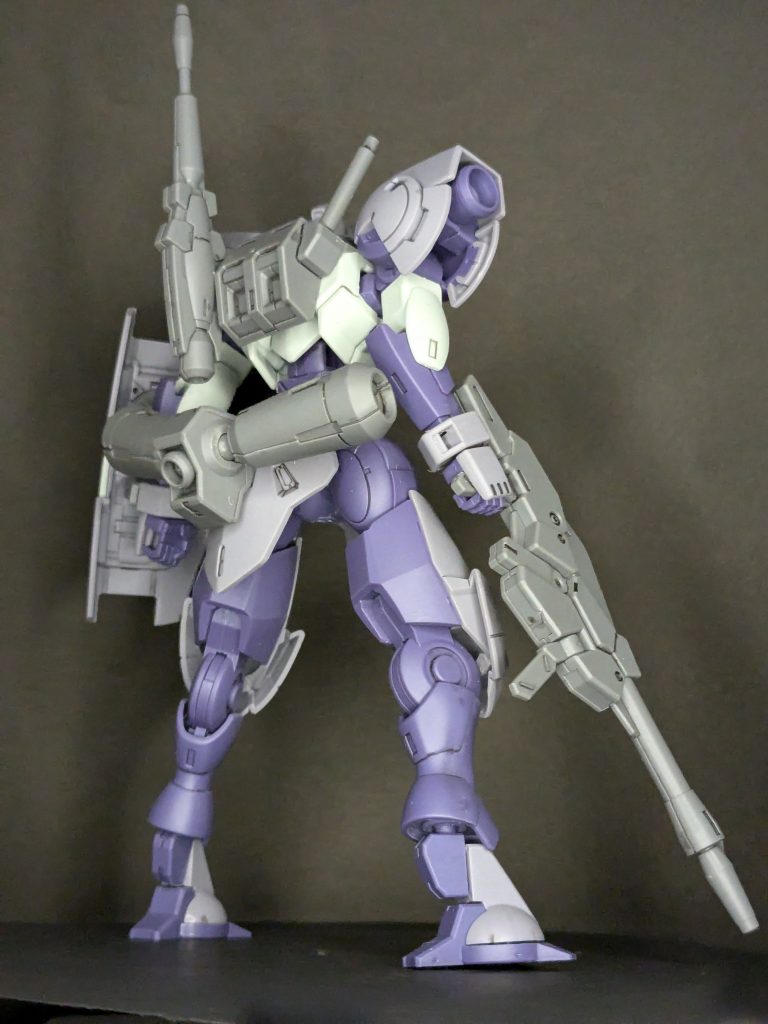 新しいキットを組む毎に「これどうやってるんだろう」という発見があり、バンダイさんの技術(or中の人の技能?)には脱帽です。