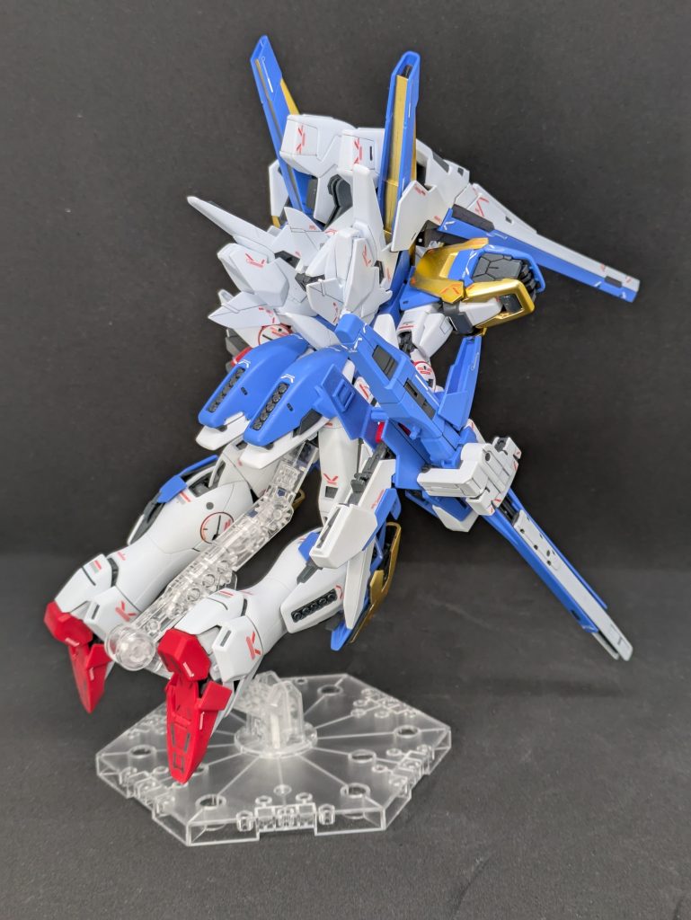 V2ガンダム–3枚目/制作者：SIT