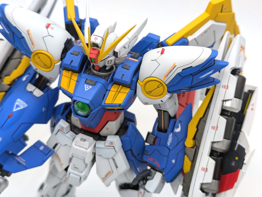 前回に引き続きスジボリ練習とディテールアップ、エッジ処理にも挑戦してみました。まだ場所によって粗も目立つので今後はそのへんも課題にして感張りたいです