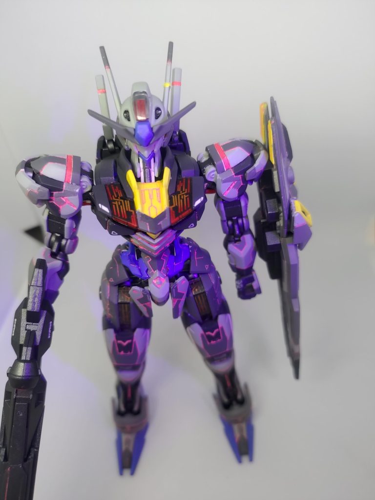 ブラックライトでラインは光ります