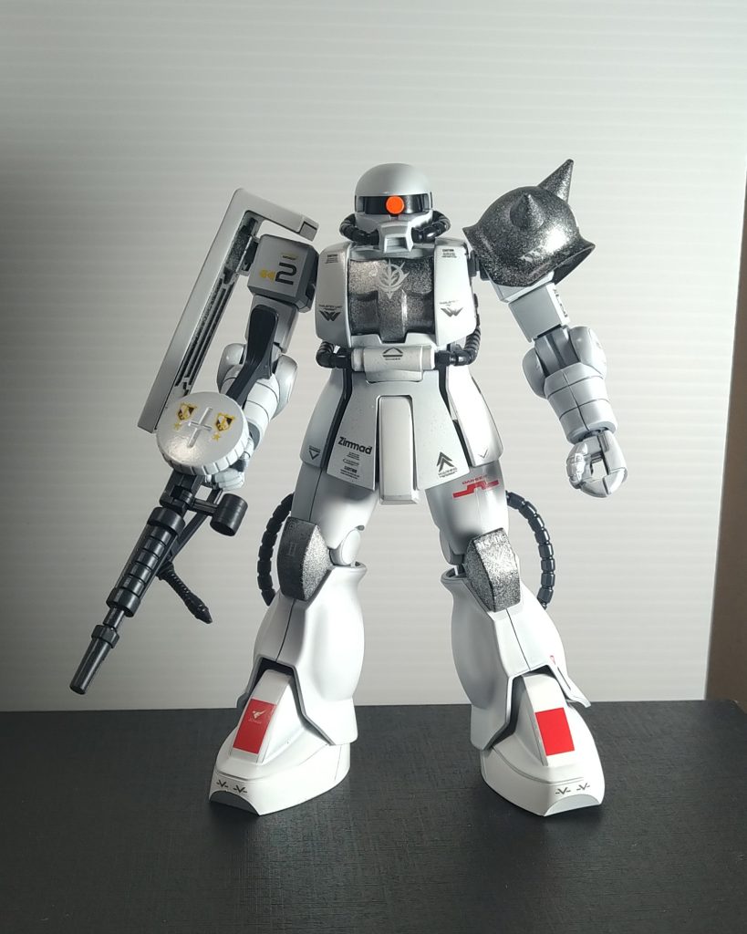 デカール張りが一番楽しいのは、終わりが見えてくるからだと思っています。撮影してると結構見えないのもありますねそれにしても缶スプレー3度塗りはもうこりごりでやんす