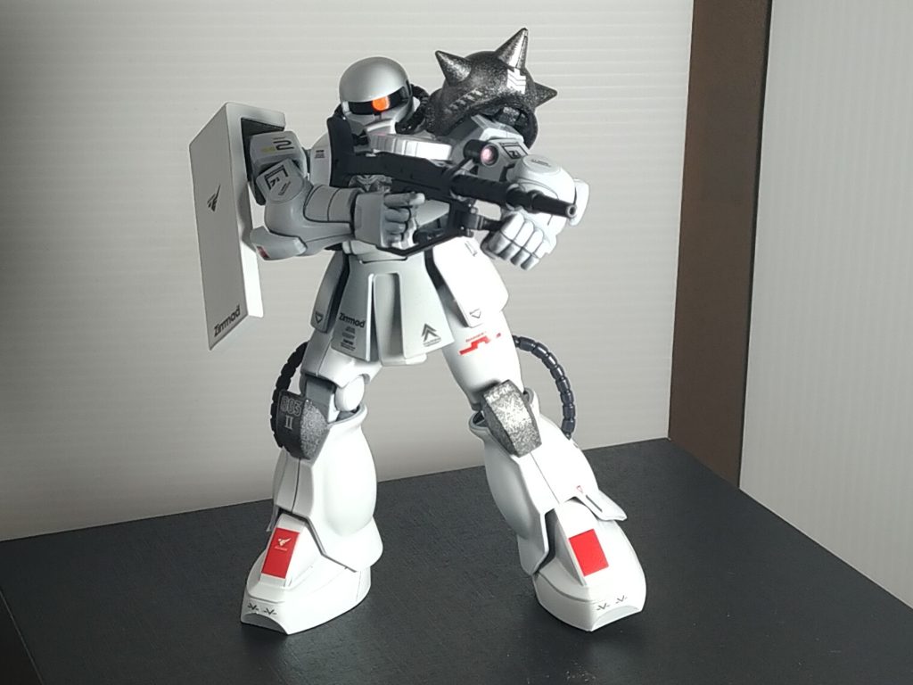 バババッ次回は合わせ目消しと蛍光エナメルにチャレンジしてみたいです♪