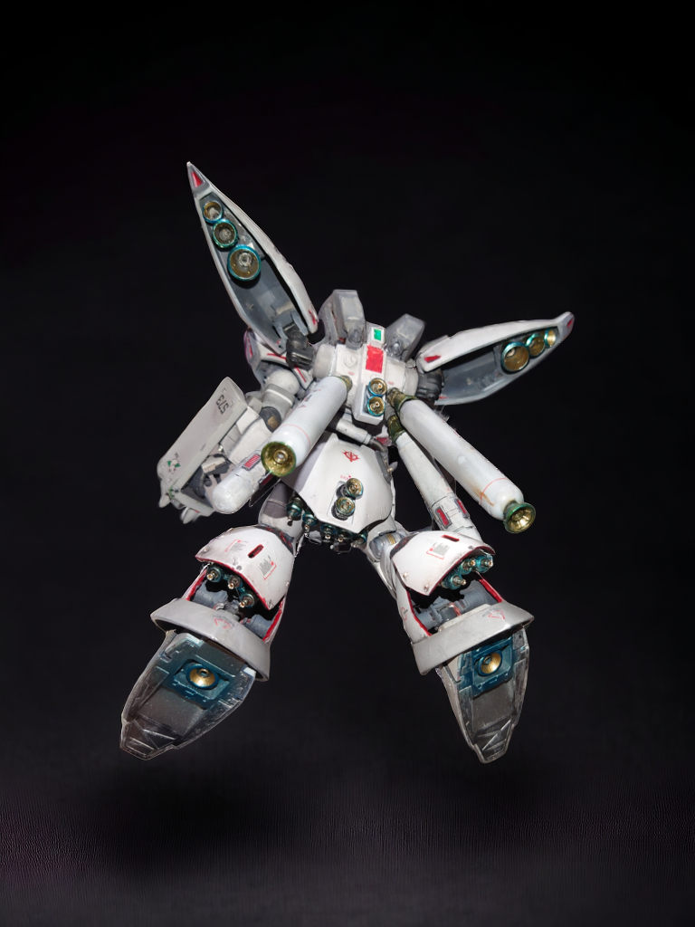 ゲルググ3風のマイクロミサイルポッドがチャームポイントです。