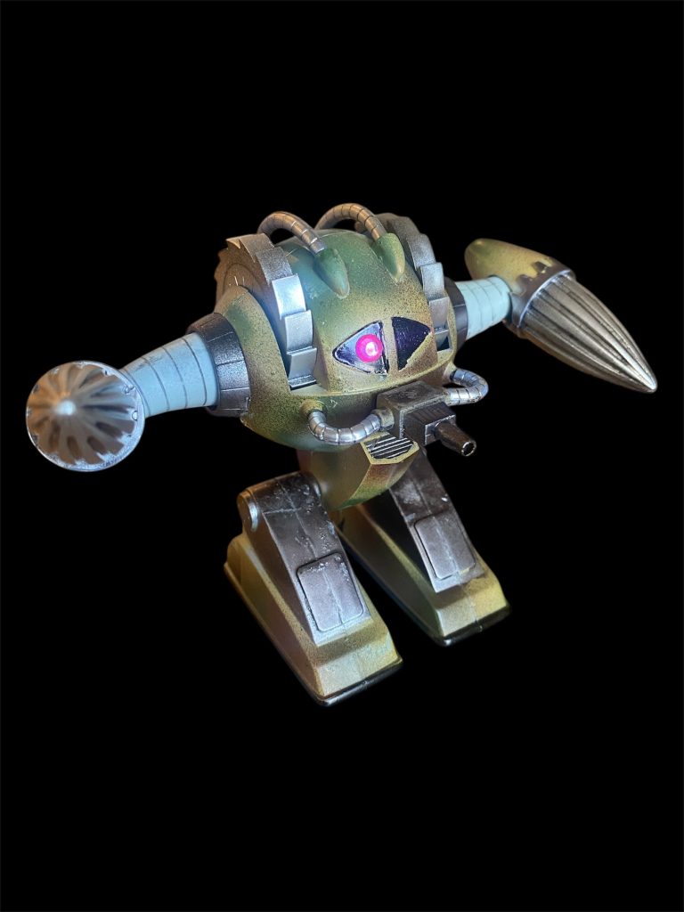 ボディ以外はガンメタとシャインシルバーなどで仕上げました。