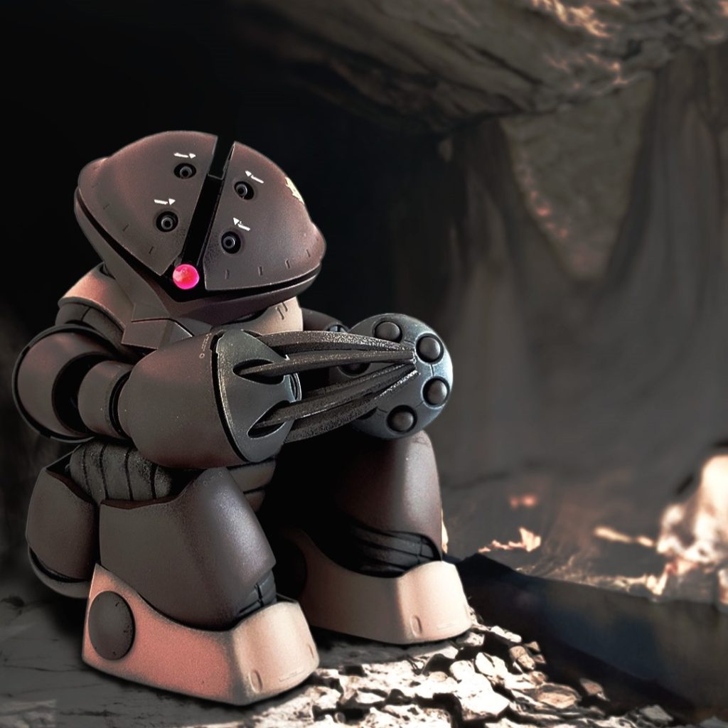 これはモノアイにドームをいれる前、蛍光ピンクを塗ったときの写真です。ドームをいれなくても蛍光塗料でも雰囲気変わっていいですね。写真の背景を変えて遊んでみました。