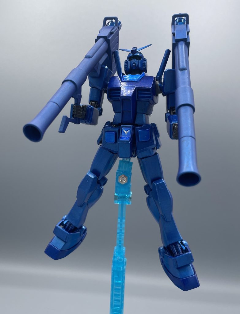 最終決戦・めぐりあい宇宙 ガンダムと言えばバズーカの2丁持ちですよね。MG Ver3.0の箱絵を参考にポージングしてみました。★こっちでも最終決戦!?!?https://gumpla.jp/sd/2193128