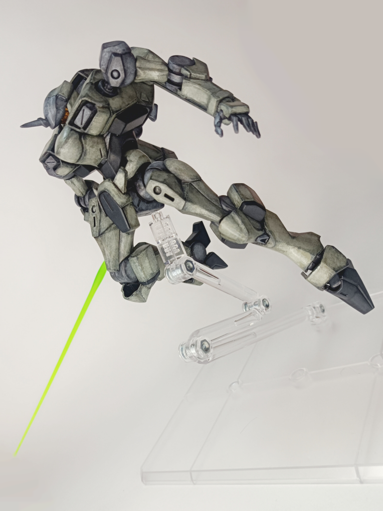 ビームサーベル。刀身はヤスリで荒らしています。